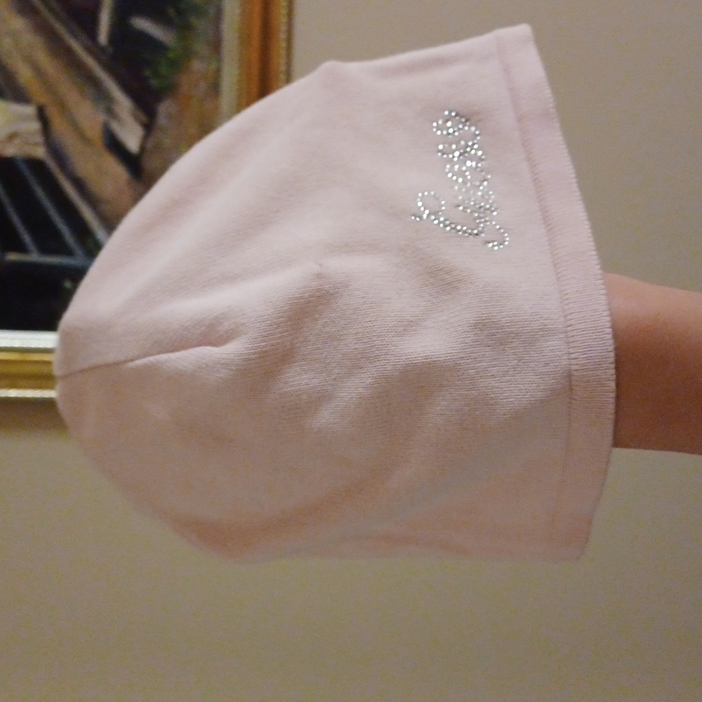 4/$20 Guess cotton hat size 5-6